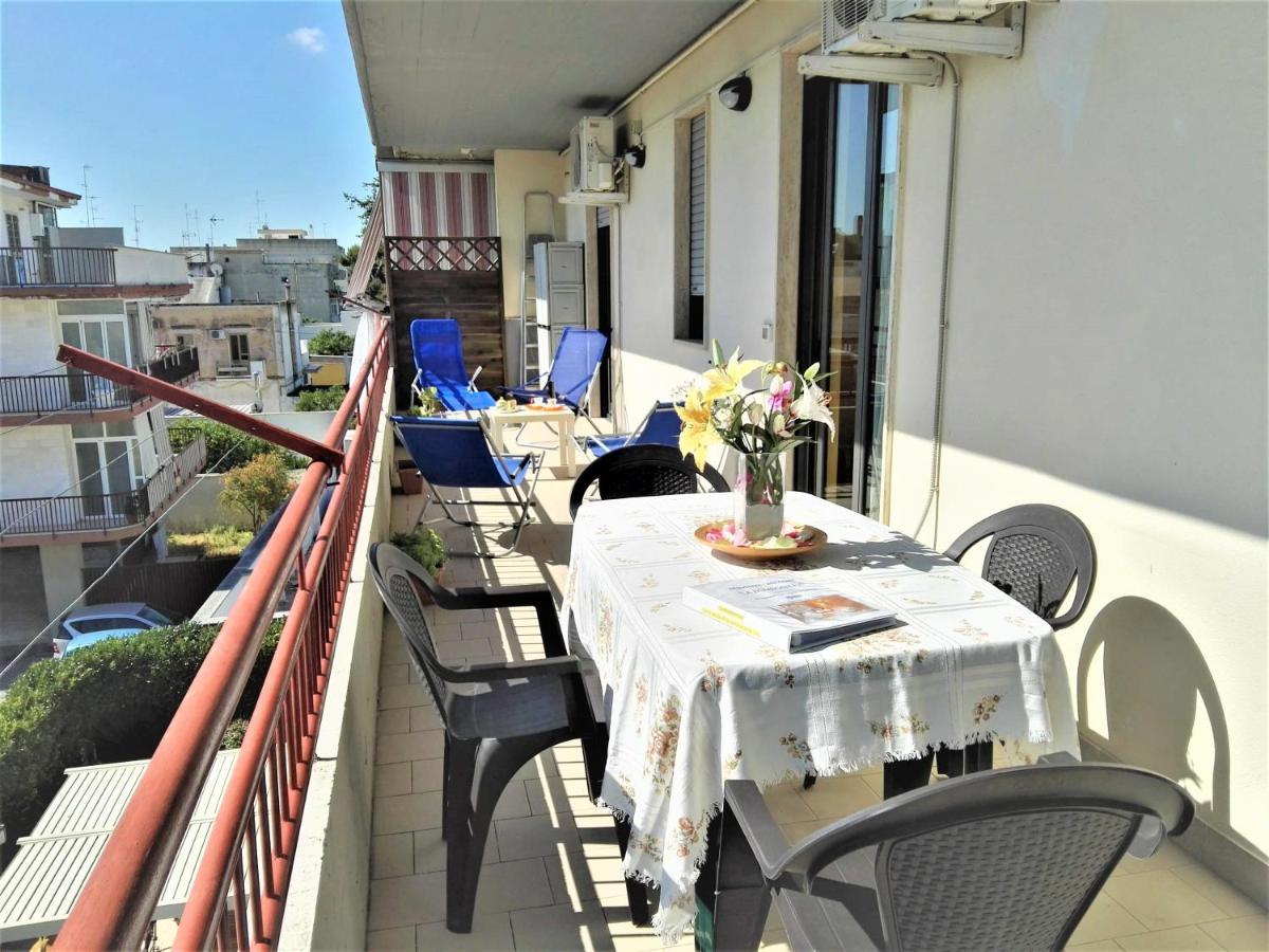 La Bomboniera Apartment Бари Екстериор снимка