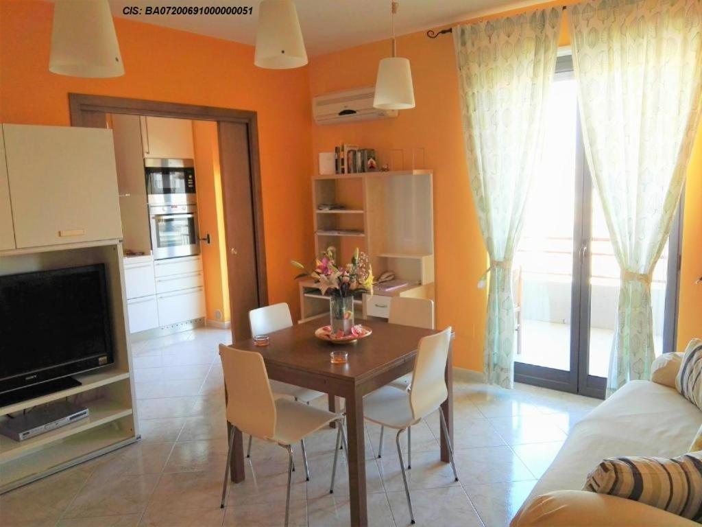 La Bomboniera Apartment Бари Екстериор снимка